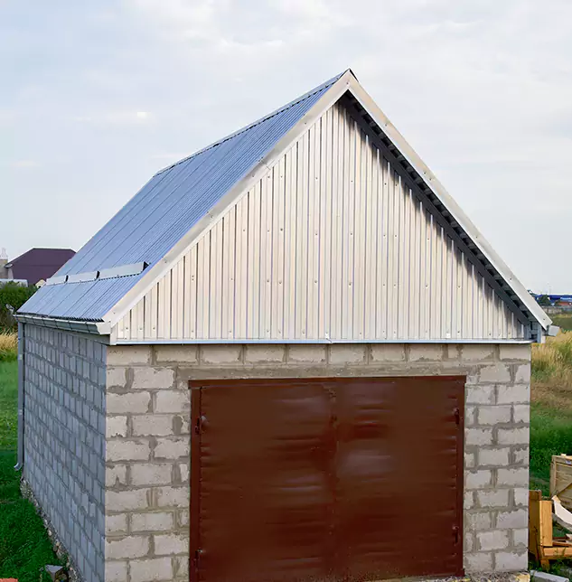 Trusted Garage Roof Repair Company: Keeping Lakewood, WA Properties Sealed and Secure