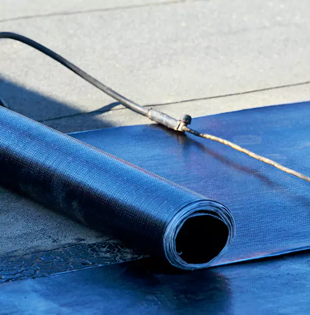 Expert Rubberized Roof Patch Solutions: Restoring Lakewood's Flat Roofs to Peak Performance
