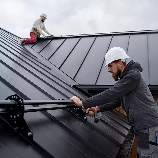 Why Lakewood Property Owners Choose Lakewood Roofing Pro for Metal Roof Repair?