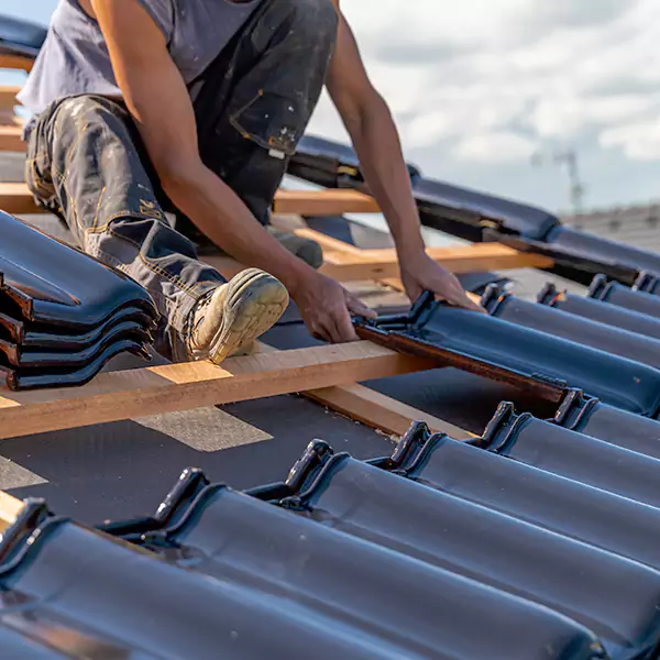 Why Lakewood Homeowners Choose Lakewood Roofing Pro for Roof and Gutter Repair?