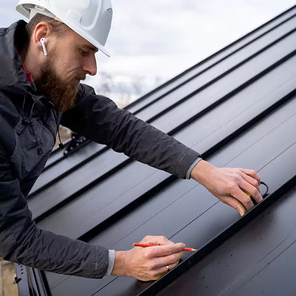 Why Lakewood Property Owners Choose Lakewood Roofing Pro for Tin Roof Repair service?